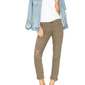 NEW !! Blank NYC cropped distructed Boyfried jeans